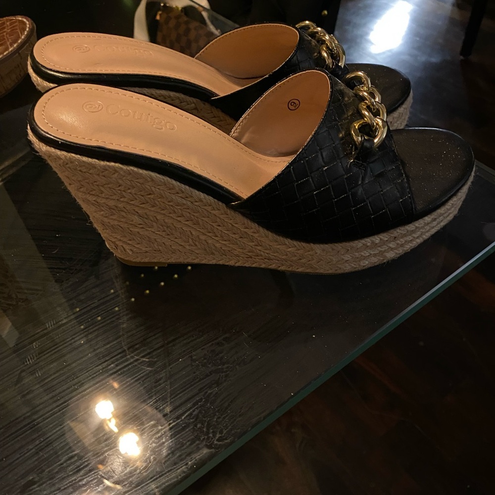 Elegant Black Woven Wedge Sandals